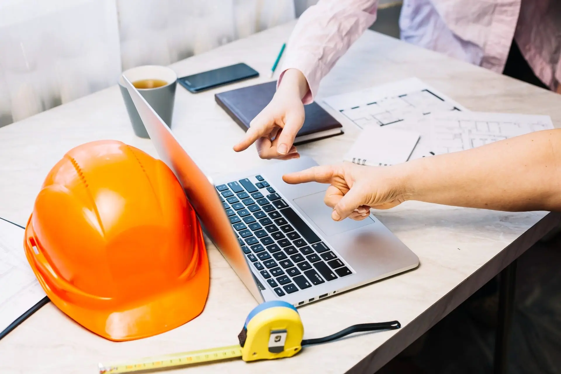 How Contractors Secure Payments in Building & Construction Law