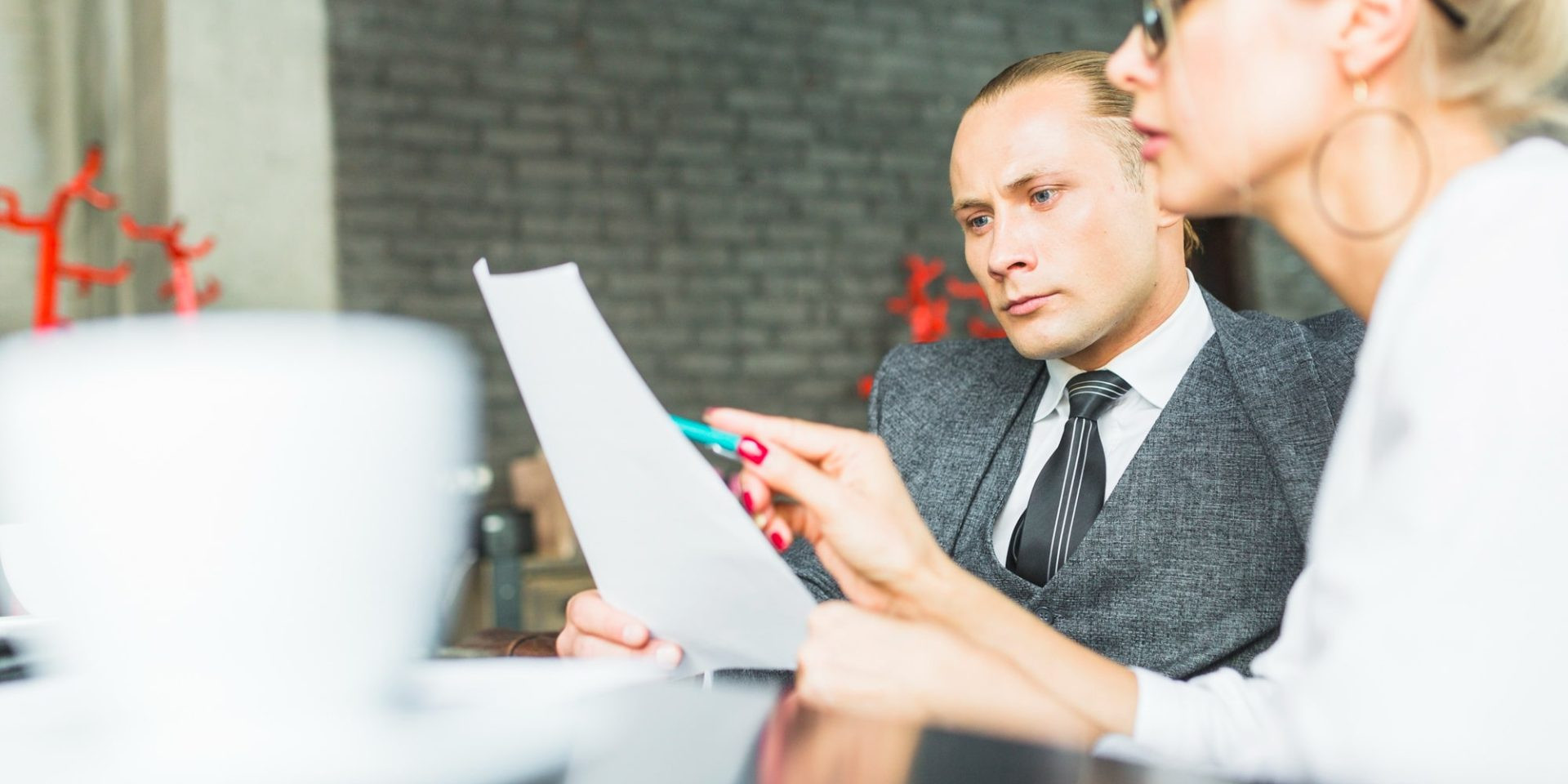 How Courts Evaluate Witness Credibility in Appeal Hearings