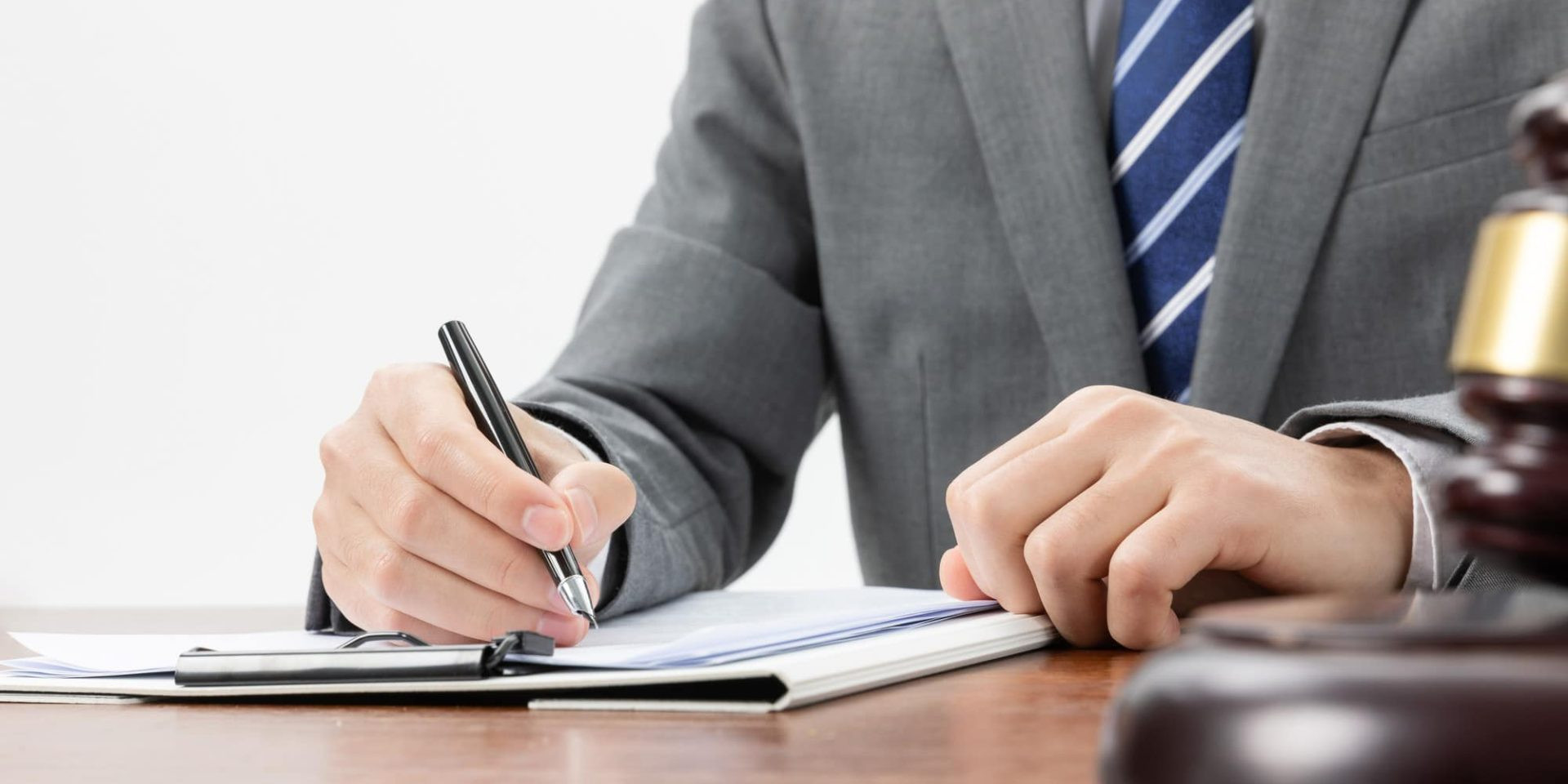 Can I Represent Myself in Court? Understanding Criminal Law