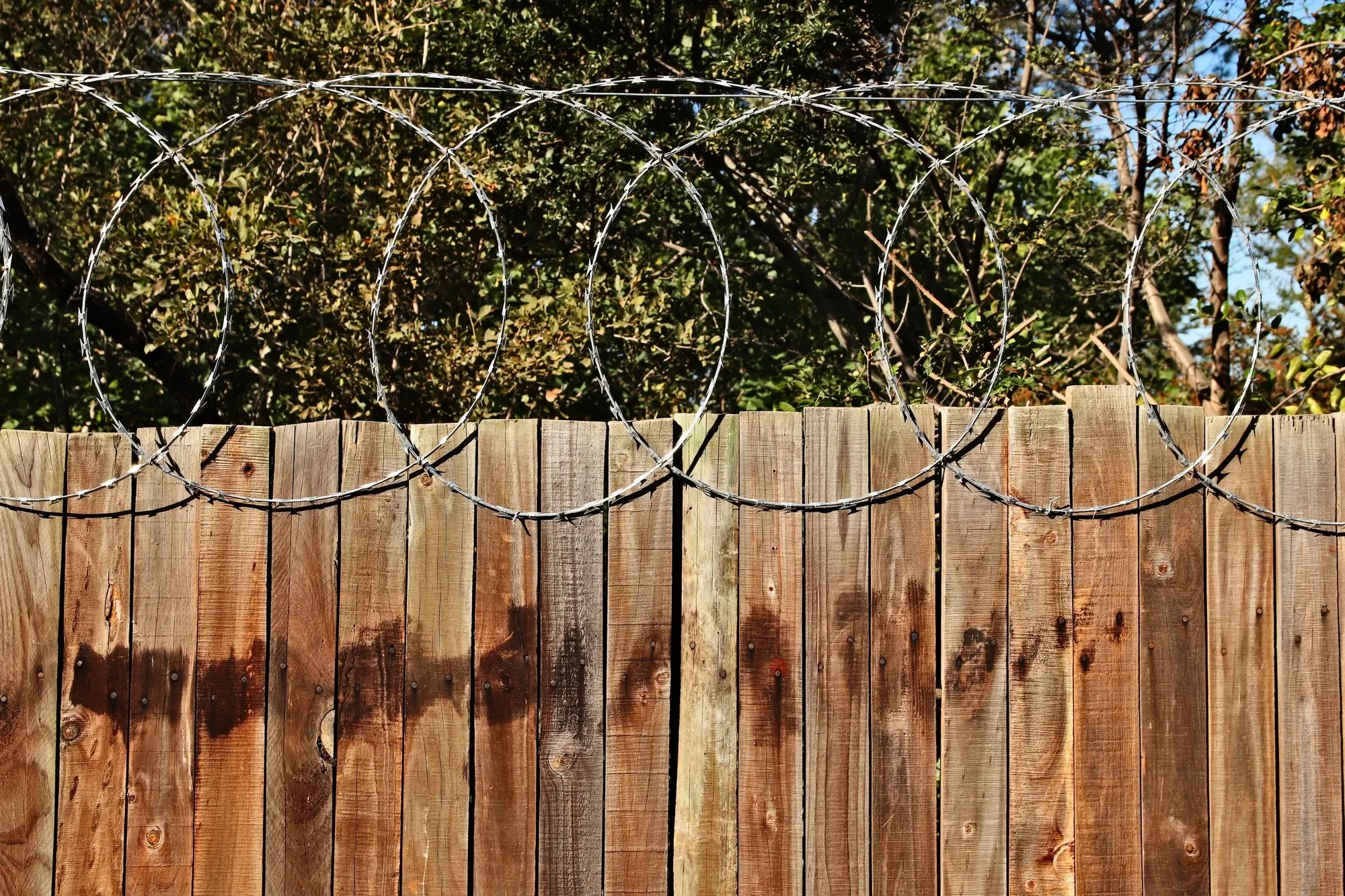 How to Resolve Fencing and Boundary Disputes in Australia