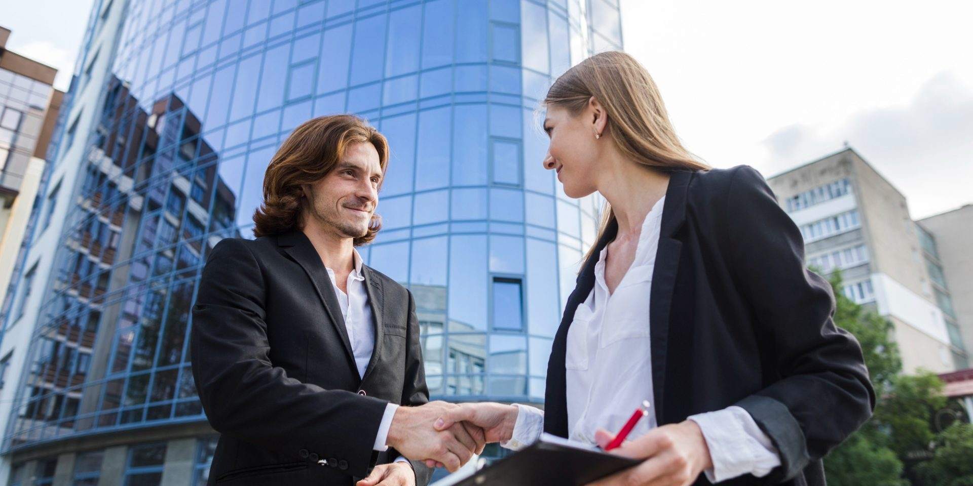 How to Negotiate Better Building Contract Terms